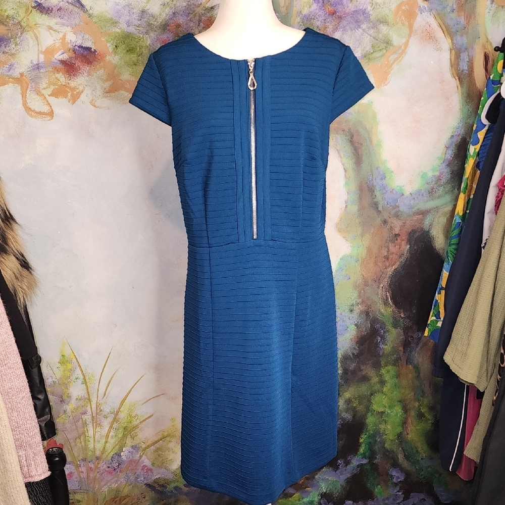 Studio One Blue Sheath Dress with Crew Neck and Cap Sleeves